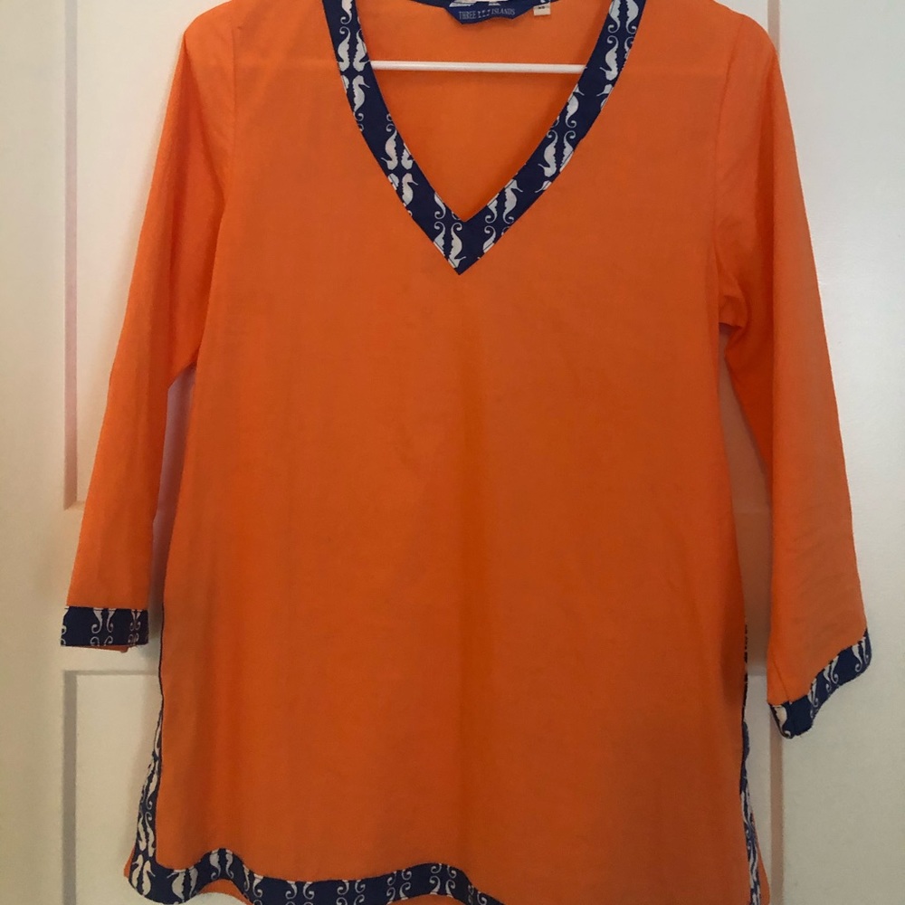 Resort style top